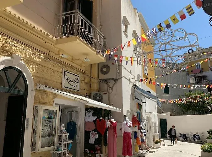 Magi - Pergola * Ponza